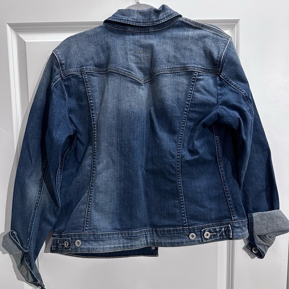 Levi’s Denim Jacket - Picture 2 of 2